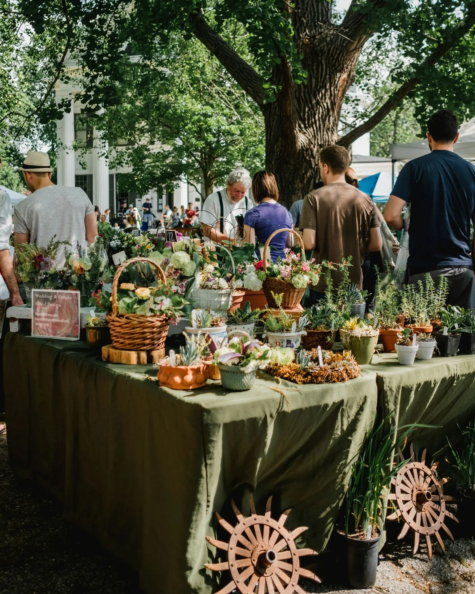 The Market and the City